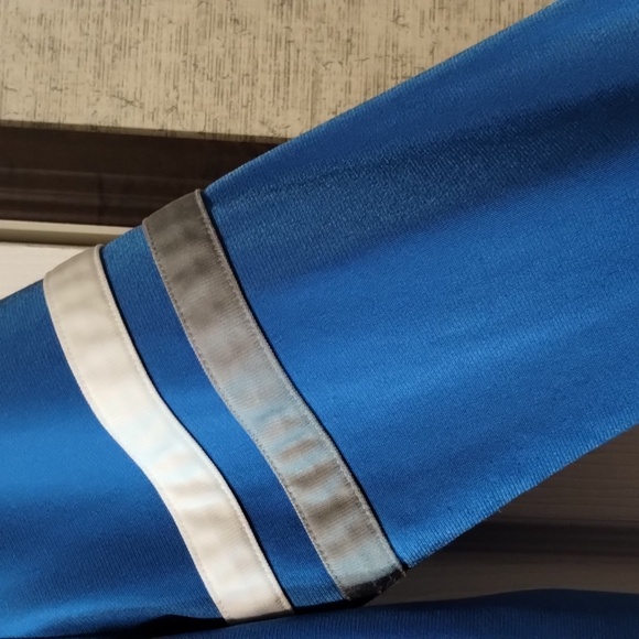 EUC Under Armour full zip Jacket with pockets - Picture 13 of 14